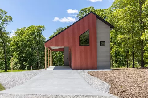 2 Walmer Ln, Bella Vista, AR 72714