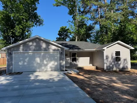 1620 S Boston Pl, Russellville, AR 72801