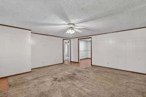 Living - 507 Rudy, Alma, AR 72921 photo 1 of 5
