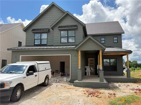6006 S 40th Pl, Rogers, AR 72758