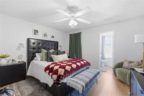 3034 W 3036 W Mica St, Fayetteville, AR 72704