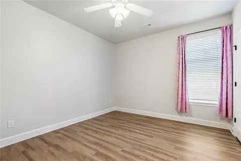 Bedroom - 911 Red Maple St, Centerton, AR 72719 photo 2 of 4