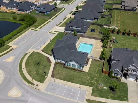 View/Area - 911 Red Maple St, Centerton, AR 72719 photo 6 of 11