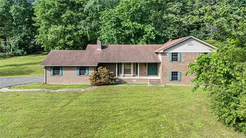 411 Marina Rd, Russellville, AR 72802