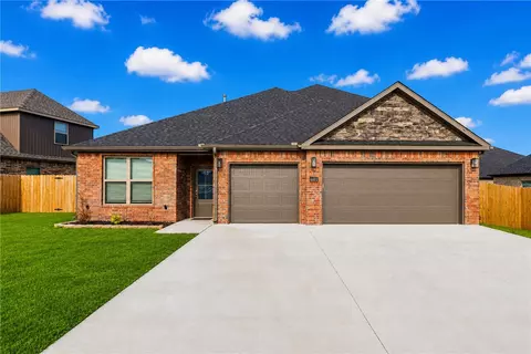6601 SW Acacia St, Bentonville, AR 72713