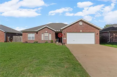 1909 SW Elington St, Bentonville, AR 72713