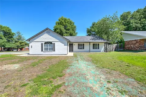 4490 W Chaparral Ln, Fayetteville, AR 72704
