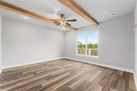 Living - 369 Waterfall Ln, Springdale, AR 72762 photo 5 of 5