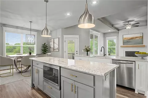 Kitchen - 369 Waterfall Ln, Springdale, AR 72762 photo 2 of 5