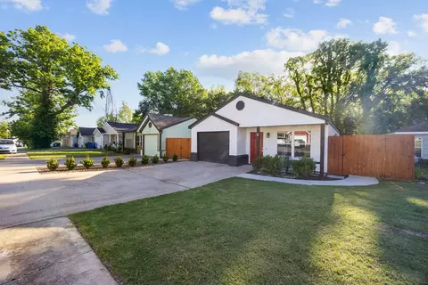 9 Brookhollow Pl, Bentonville, AR 72712