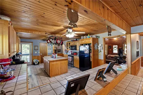 Kitchen - Undisclosed, Ozone, AR 72854 photo 2 of 4