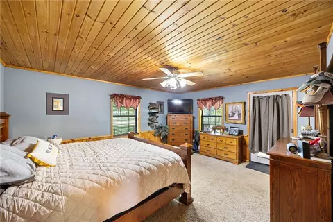 Bedroom - Undisclosed, Ozone, AR 72854 photo 2 of 7