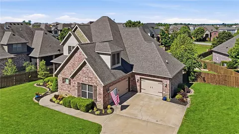 6702 S Willowridge Ct, Rogers, AR 72758