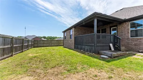 Exterior - 420 Timber Ridge St, Centerton, AR 72719 photo 4 of 4