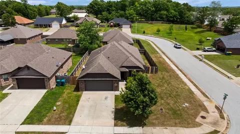 View/Area - 420 Timber Ridge St, Centerton, AR 72719 photo 1 of 2