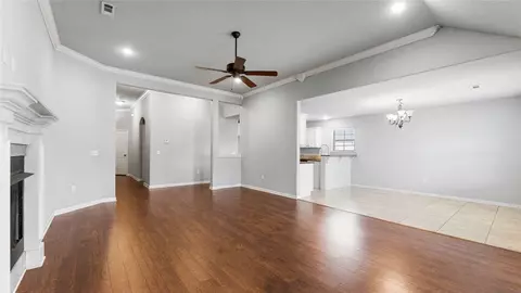 Living - 420 Timber Ridge St, Centerton, AR 72719 photo 4 of 5