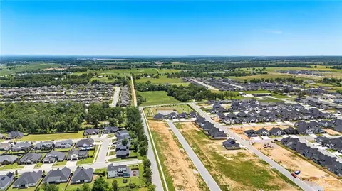 View/Area - 431 Silverview Ave, Centerton, AR 72719 photo 7 of 9