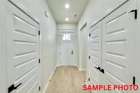 Entry Way - 2731 Meditation Loop, Springdale, AR 72764 photo 3 of 4