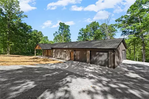 322 Madison 1458, Huntsville, AR 72740