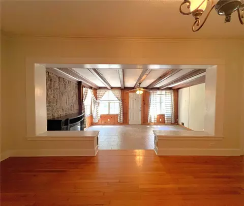 Living - 540 Melrose Ave, Fort Smith, AR 72903 photo 7 of 10