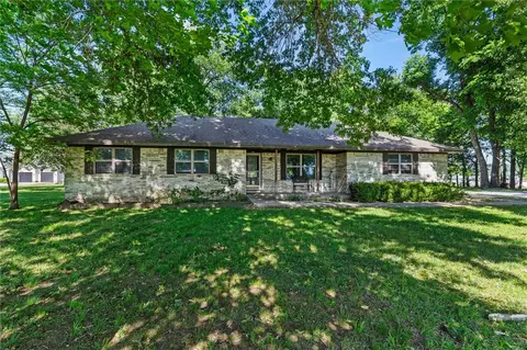 11005 N Wedington Blacktop Rd, Lincoln, AR 72744