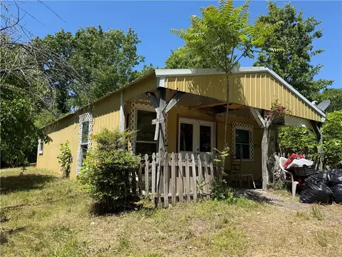 17932 Pine Ridge Rd, Springdale, AR 72764 photo 2