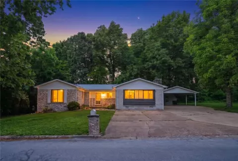 216 Prestonwood, Harrison, AR 72601