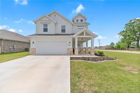 849 Lewis St, Pea Ridge, AR 72751