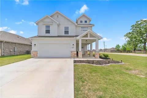 849 Lewis St, Pea Ridge, AR 72751