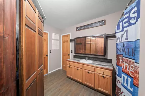Bath - 21289 Maple Dr, Garfield, AR 72732 photo 2 of 2