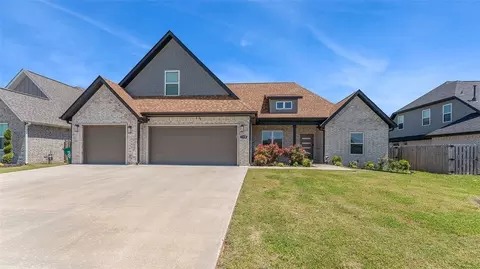 1158 Camerino Ave, Springdale, AR 72762