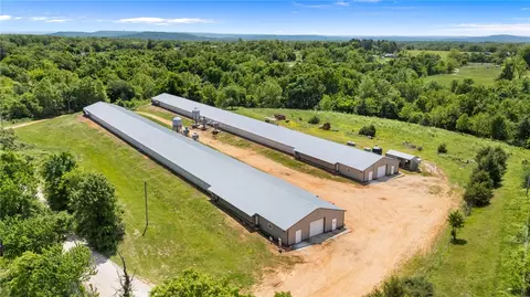 748 Madison 8440 Rd, Huntsville, AR 72740