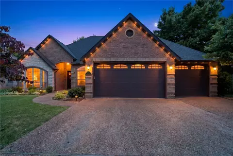 1500 Partridge Run, Bentonville, AR 72713