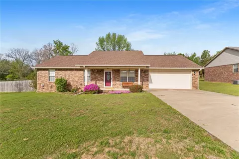100 Maggie Loop, Pottsville, AR 72858