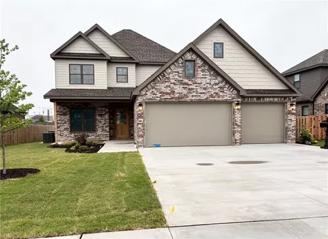 7841 Via Roma Ave, Springdale, AR 72762