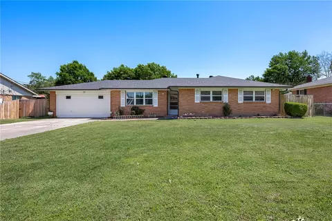 501 Janet St, Springdale, AR 72762