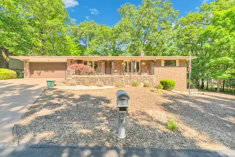 30 Basildon Dr, Bella Vista, AR 72715