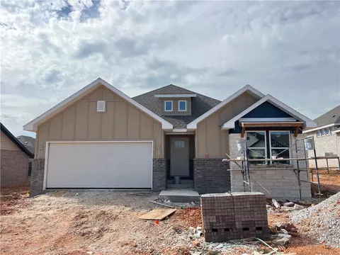 2752 Buckside St, Springdale, AR 72762