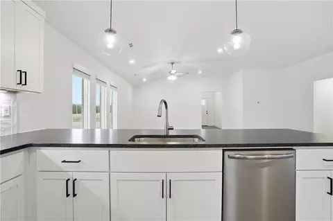 Kitchen - 2732 Buckside St, Springdale, AR 72762 photo 6 of 6