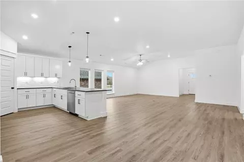 Living - 2732 Buckside St, Springdale, AR 72762 photo 11 of 12