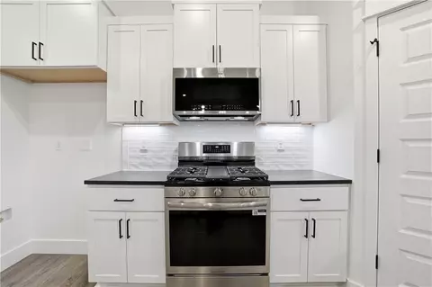 Kitchen - 2732 Buckside St, Springdale, AR 72762 photo 6 of 6