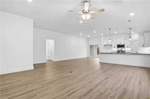 Living - 2732 Buckside St, Springdale, AR 72762 photo 2 of 12