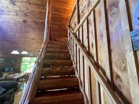 Entry Way - 116 Nc 8826, Jasper, AR 72641 photo 1 of 2