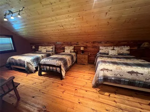 Bedroom - 152 Nc 8826, Jasper, AR 72641 photo 6 of 9