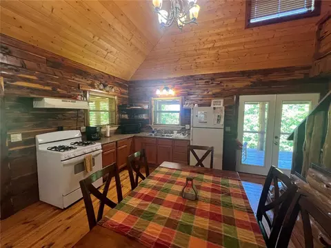 Dining - 152 Nc 8826, Jasper, AR 72641 photo 1 of 1
