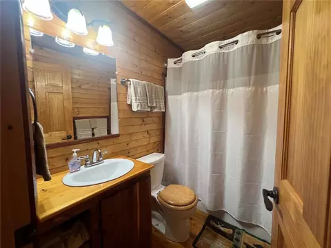 Bath - 152 Nc 8826, Jasper, AR 72641 photo 1 of 3