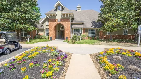 4261 NE Meadow Creek Cir #306, Fayetteville, AR 72703