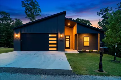 5 St Asaph Dr, Bella Vista, AR 72714