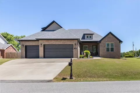 65 Taylor Dr, Bella Vista, AR 72714
