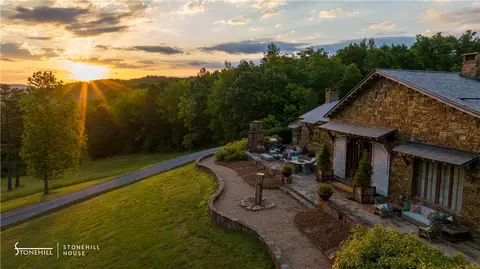 Exterior - 976 Nc 3010, Jasper, AR 72641 photo 14 of 20